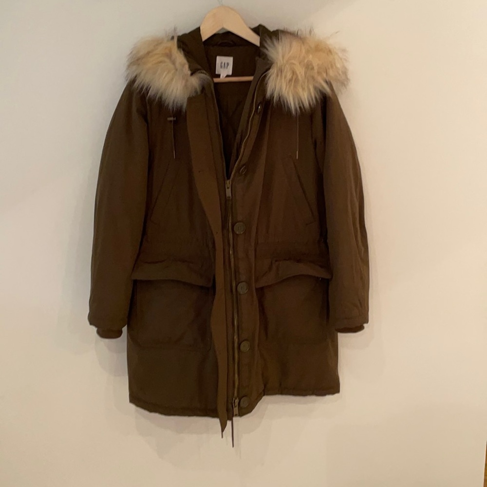 Gap Parka - very warm coat for winter!
